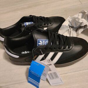 NWT Adidas Samba Shoes 7 women / 6 men black white 3 stripes og gazelle spezial